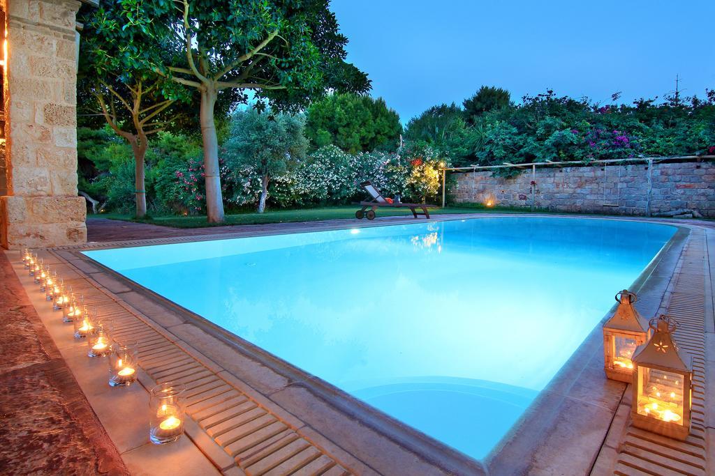 Vouliagmeni Villa Афины Экстерьер фото